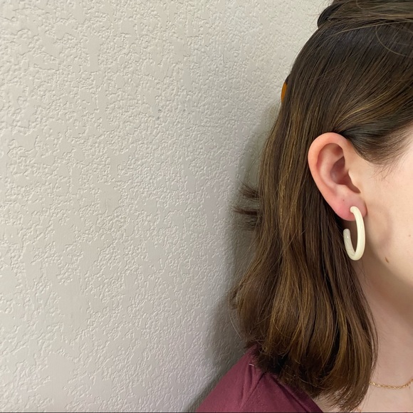 sale！Classic Hoop Earrings Acrylic - Picture 3 of 14